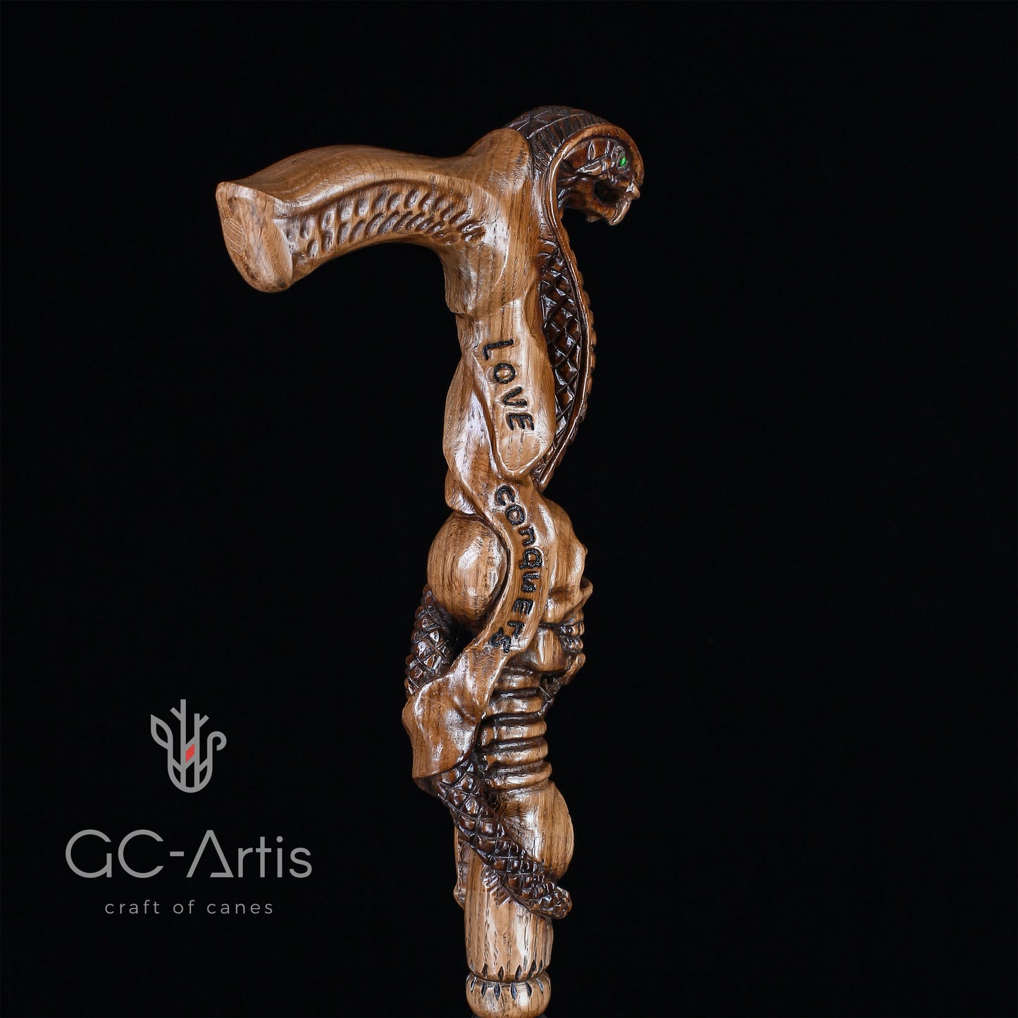 Snake & Skull Light Wood – Hand-Carved Wooden Walking Cane