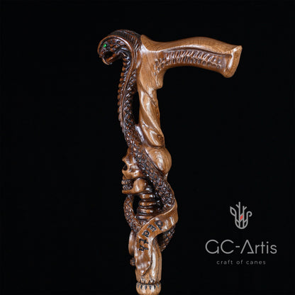 Snake & Skull Light Wood – Hand-Carved Wooden Walking Cane