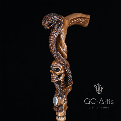 Snake & Skull Light Wood – Hand-Carved Wooden Walking Cane