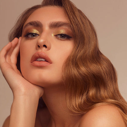 ✨💄 All-Day Confidence – Ultra-Lightweight, Long-Lasting Matte Lip Gloss! 💋